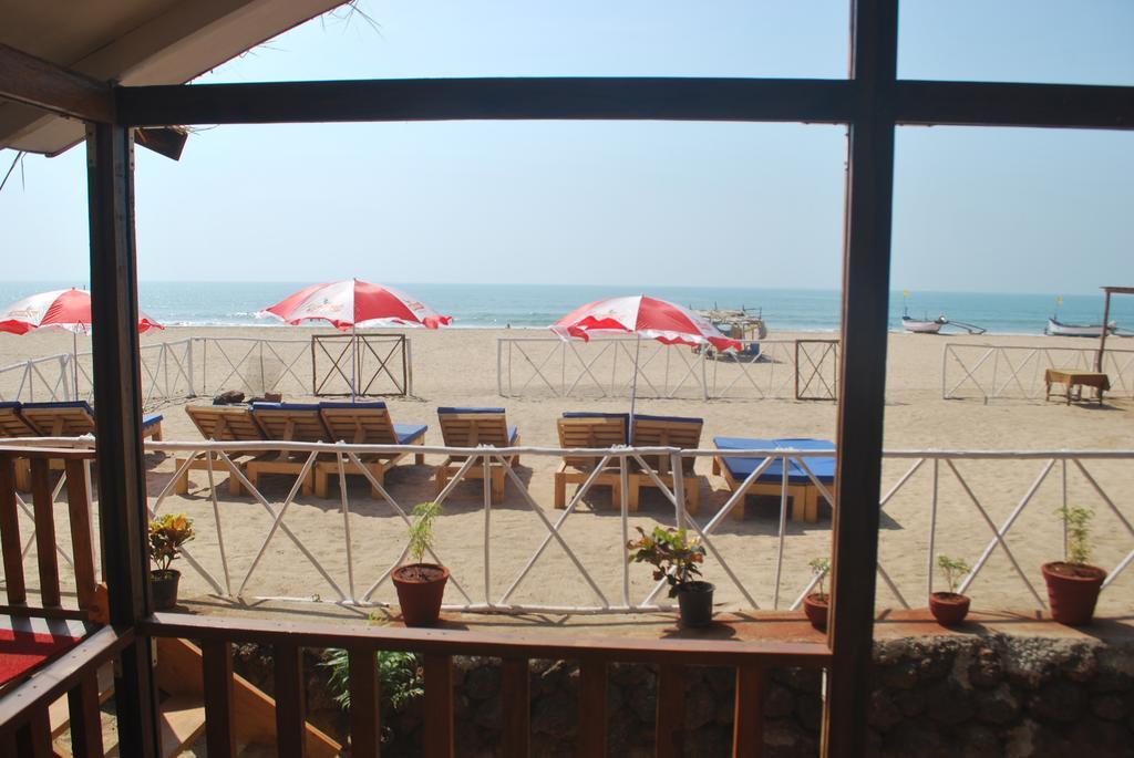 Agonda Beach Bumps Exterior photo