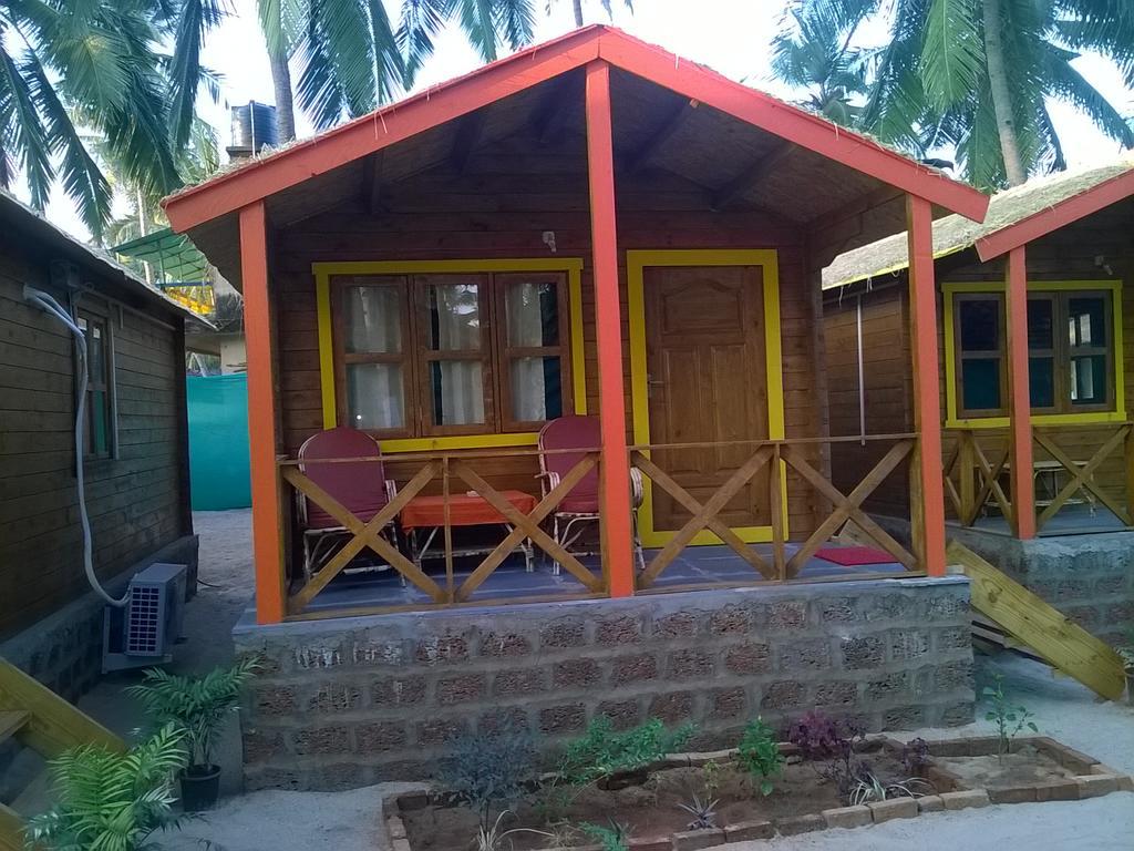 Agonda Beach Bumps Exterior photo